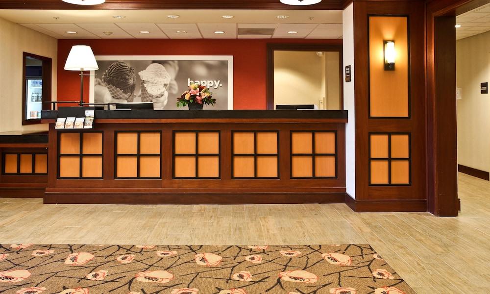 Hampton Inn McHenry Exterior foto