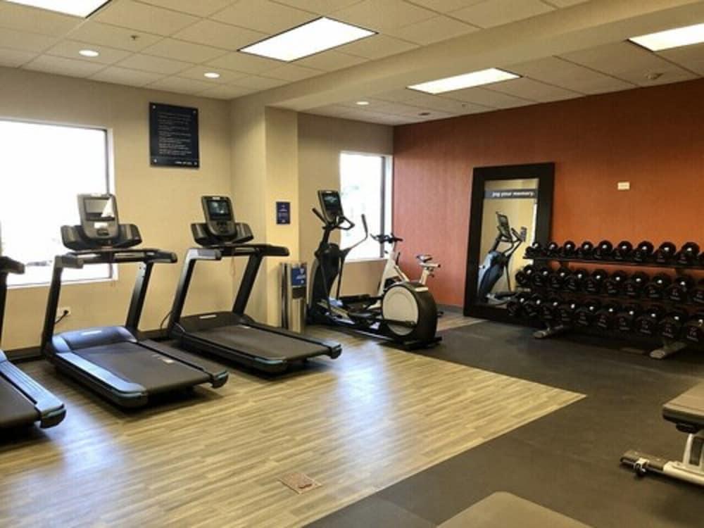 Hampton Inn McHenry Exterior foto