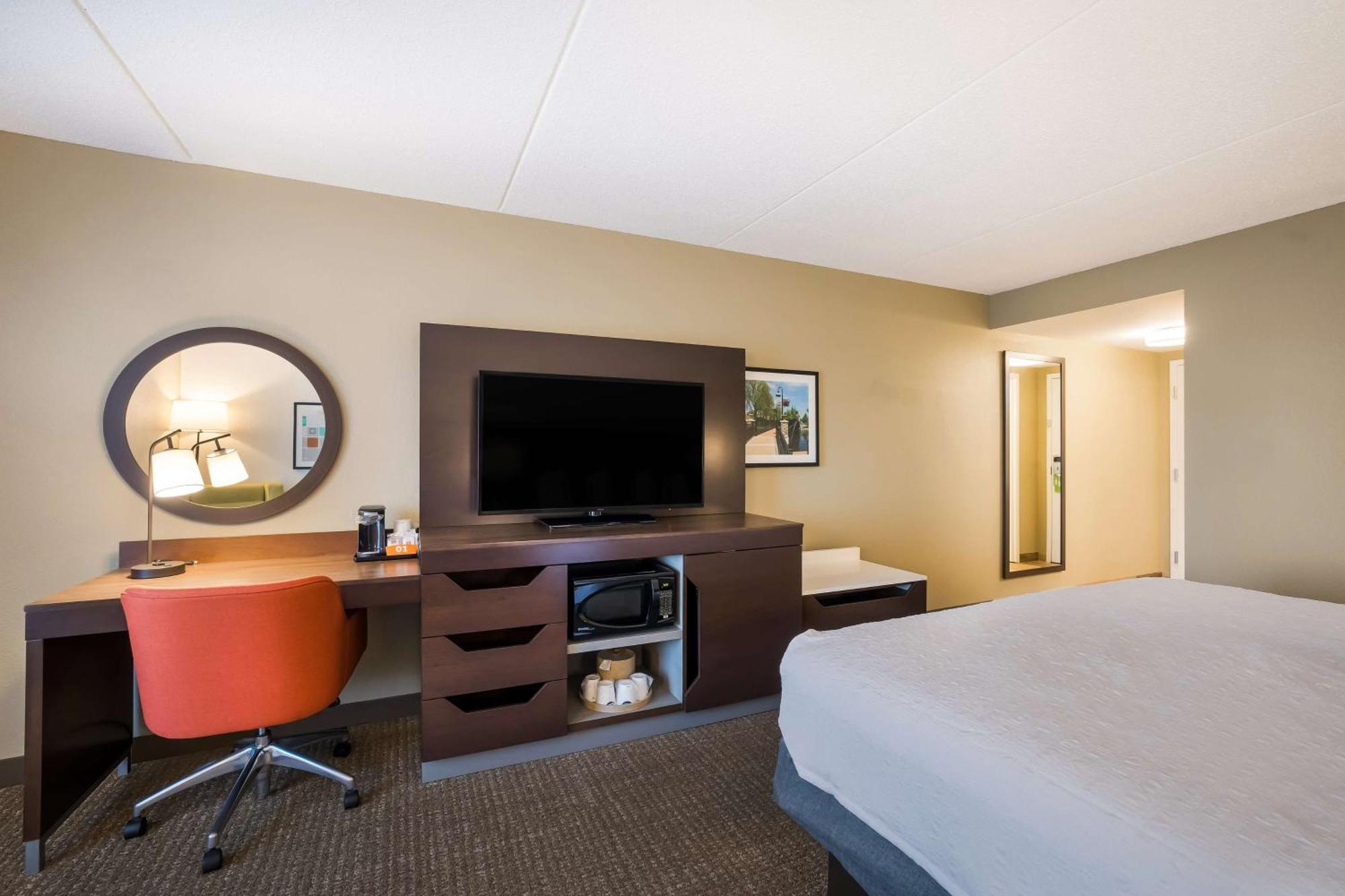 Hampton Inn McHenry Exterior foto
