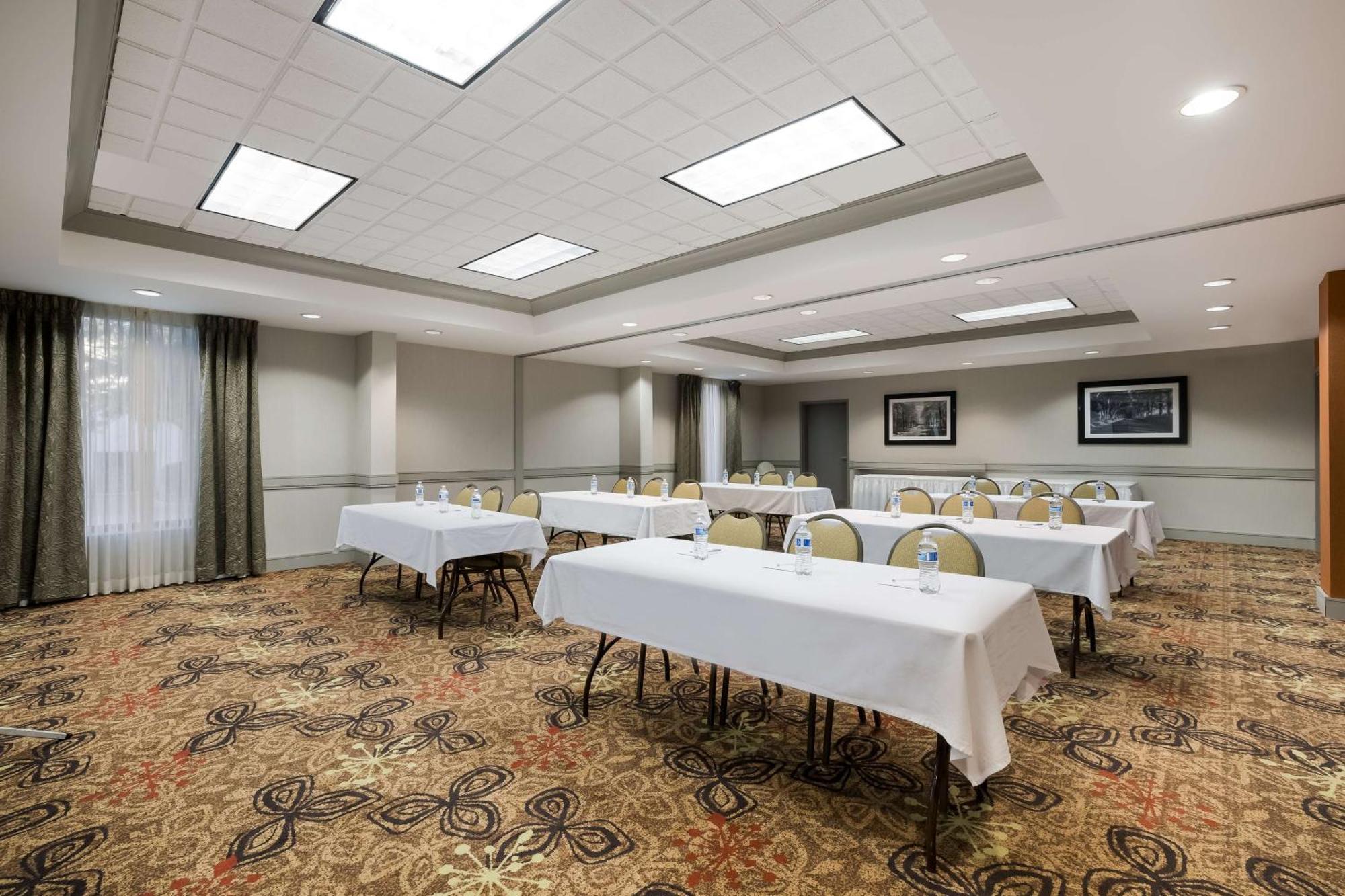 Hampton Inn McHenry Exterior foto